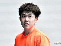 乐鱼体育官方网站-卡尔蒂斯主场气氛火爆，球迷助威成强大后盾(申花球迷助威)
