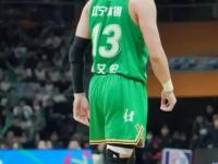 乐鱼体育官方网站-周琦15+9首钢胜深圳郭艾伦40分广州不敌北控的简单介绍
