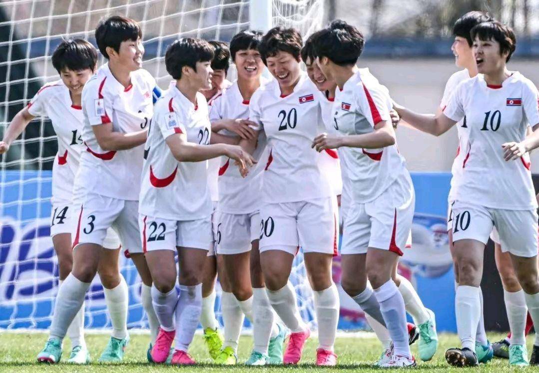 重要比赛日：女足比拼全力以赴
